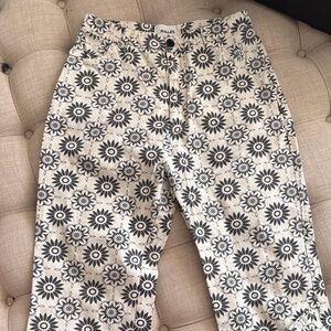 ROLLA'S Black and White Floral Cropped Pants